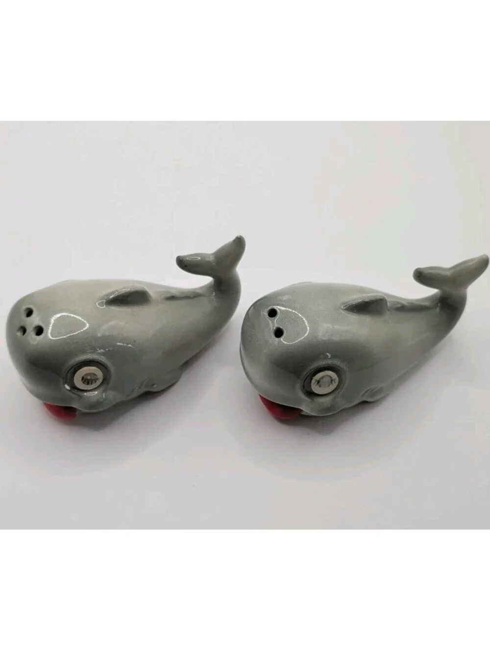Vintage Japan  Whimsical Lenticular Eyes Whales Salt And Pepper Shakers